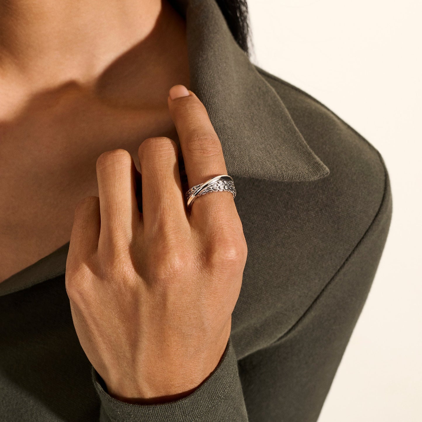 jh-essential-crossover-ring-sterling-silver-rb98715