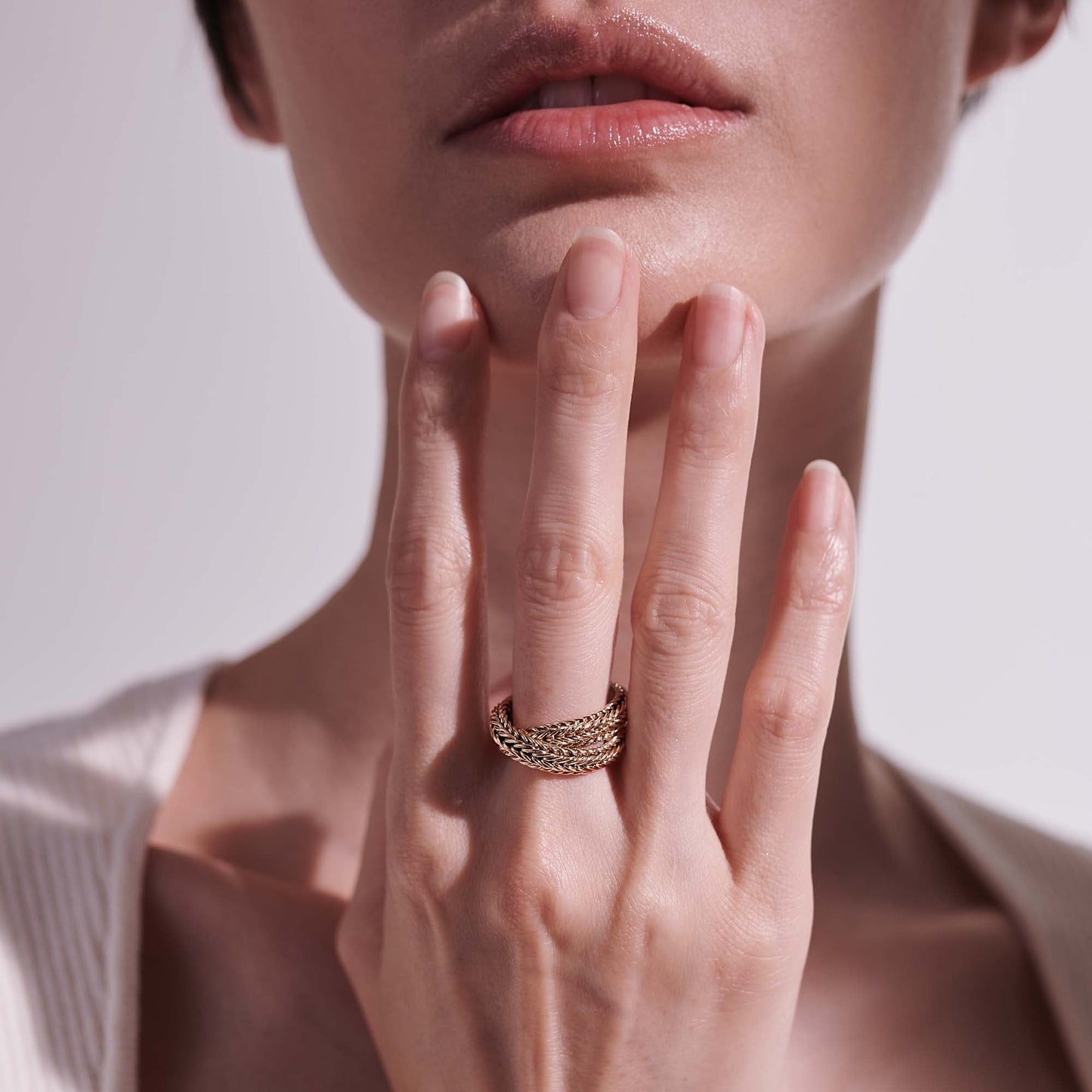 icon-chevron-crossover-ring-gold-4-5mm-rgg900825