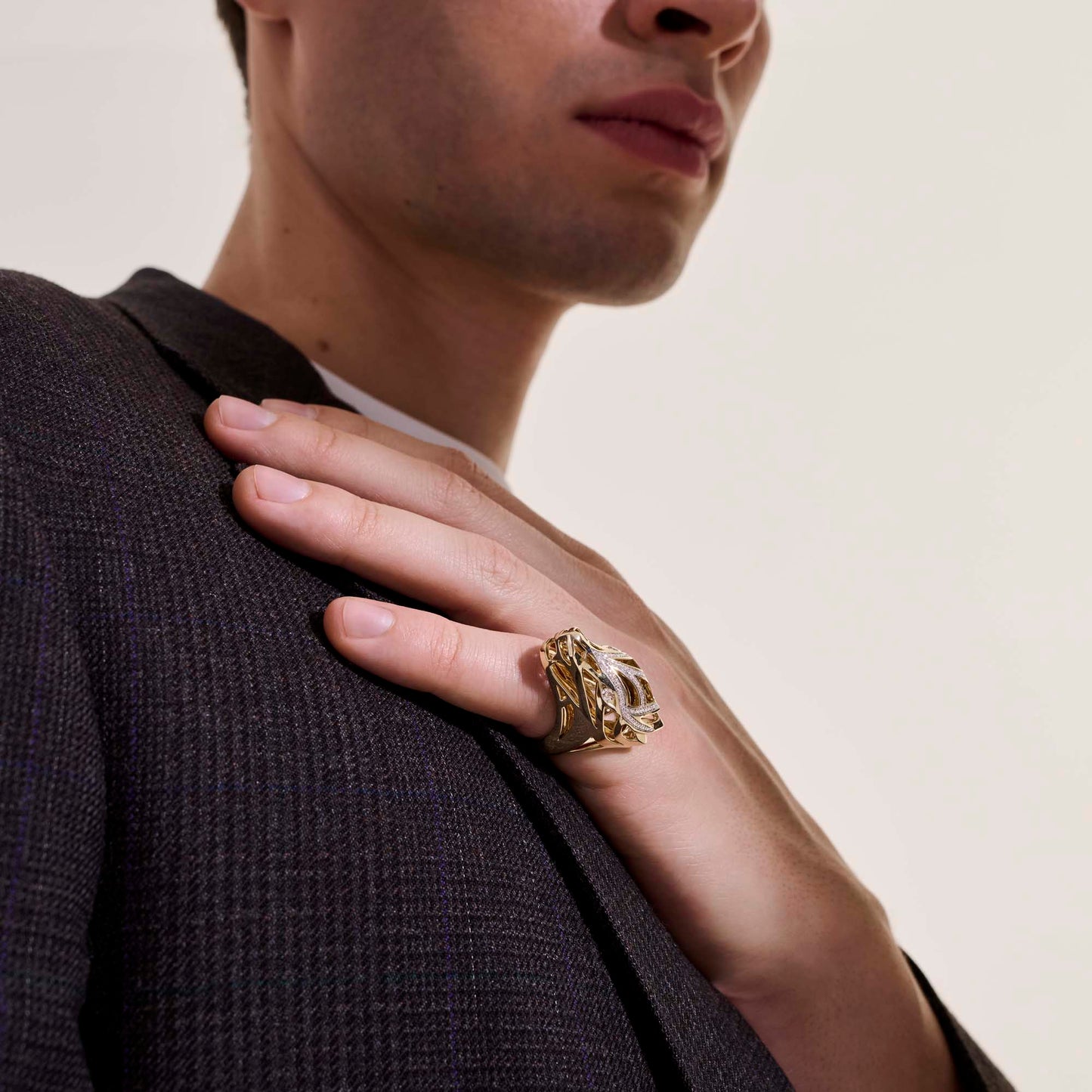 naga-ring-gold-diamonds-rggx6034122di