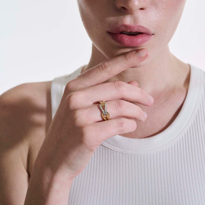 surf-link-ring-gold-diamonds-wide-rggx90107722di