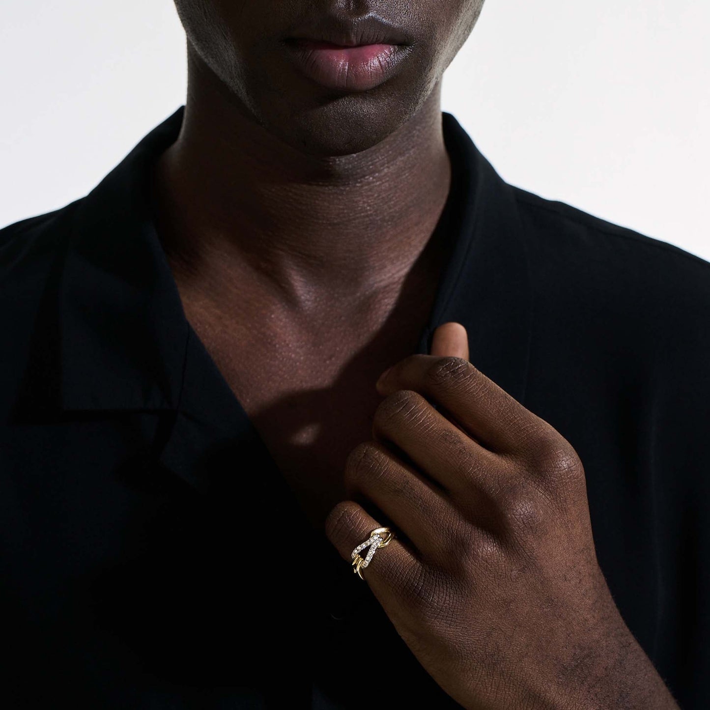 surf-link-ring-gold-diamonds-wide-rggx90107722di