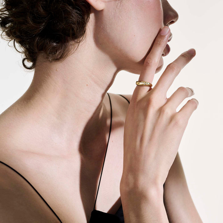 surf-ring-gold-diamonds-rggx9011192di