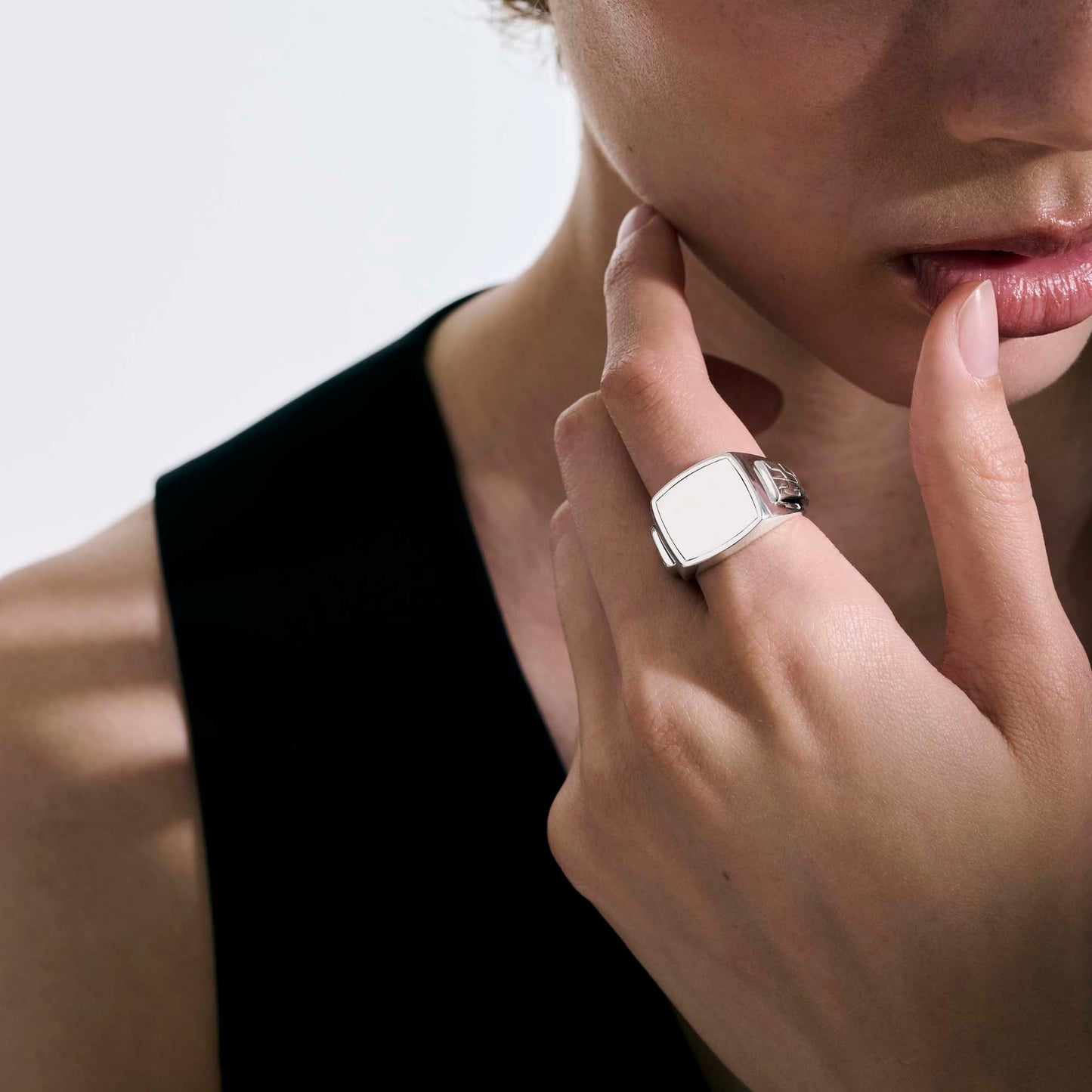 signet-ring-sterling-silver-rm901098