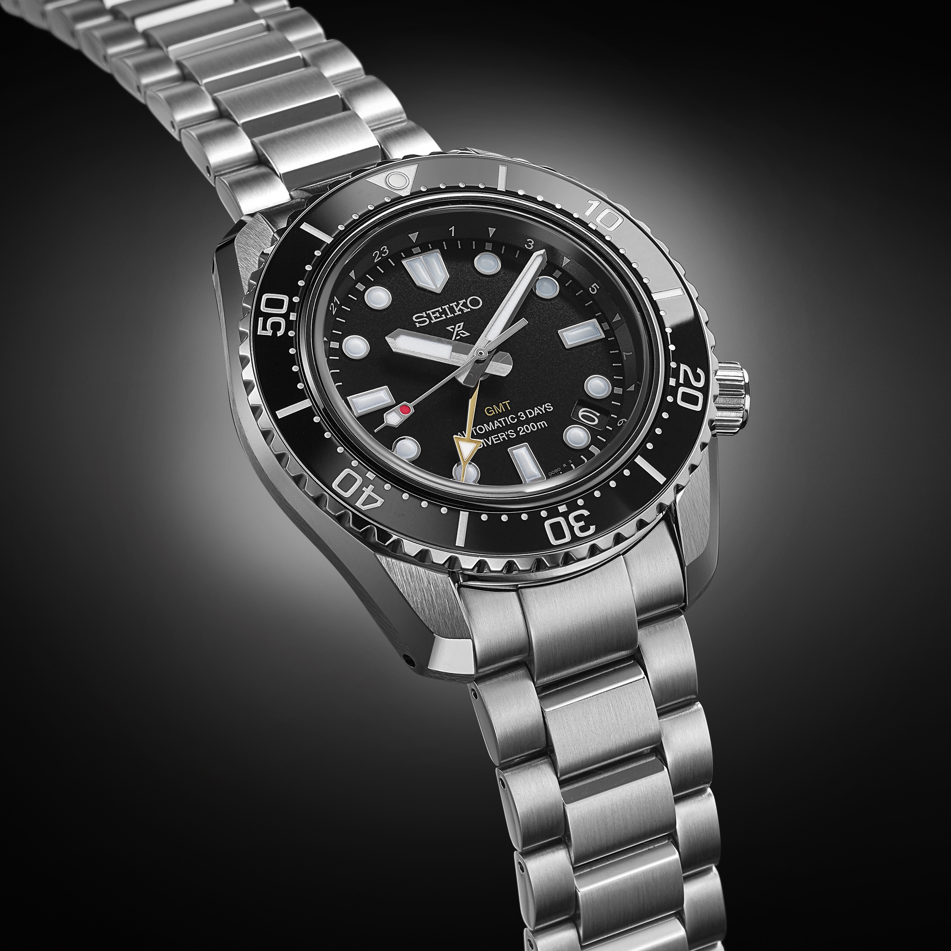 prospex-1968-divers-modern-re-interpretation-gmt-spb383