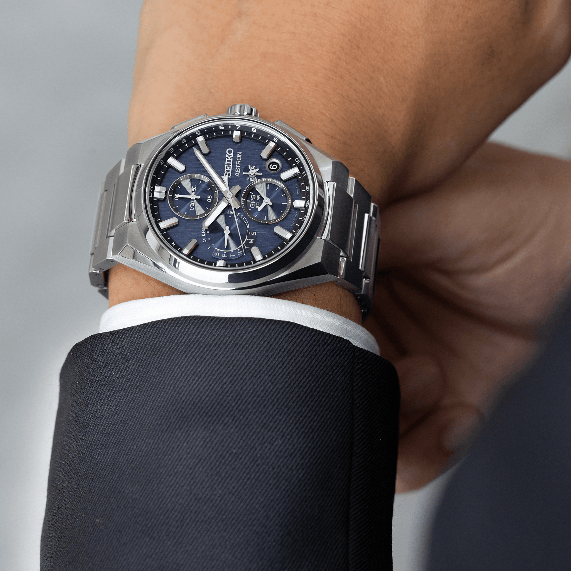 astron-gps-solar-dual-time-chronograph-ssh161