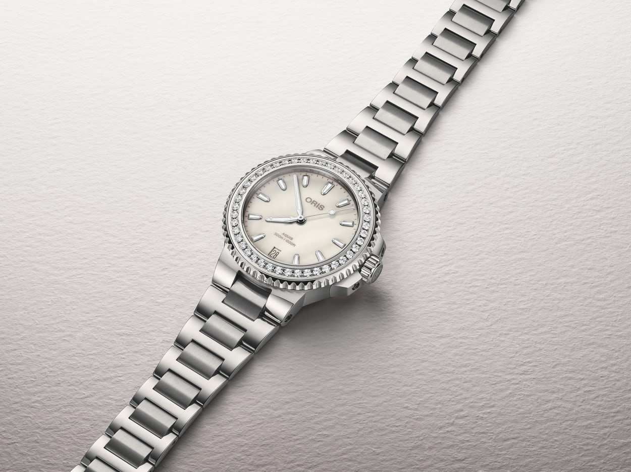 Oris Aquis Date Diamonds Automatic Watch 01 733 7792 4956-07 8 19 05P