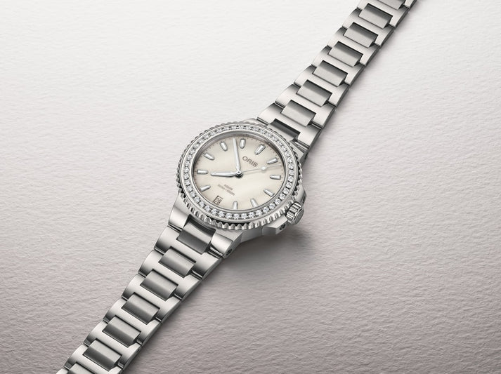 Oris Aquis Date Diamonds Automatic Watch 01 733 7792 4956-07 8 19 05P