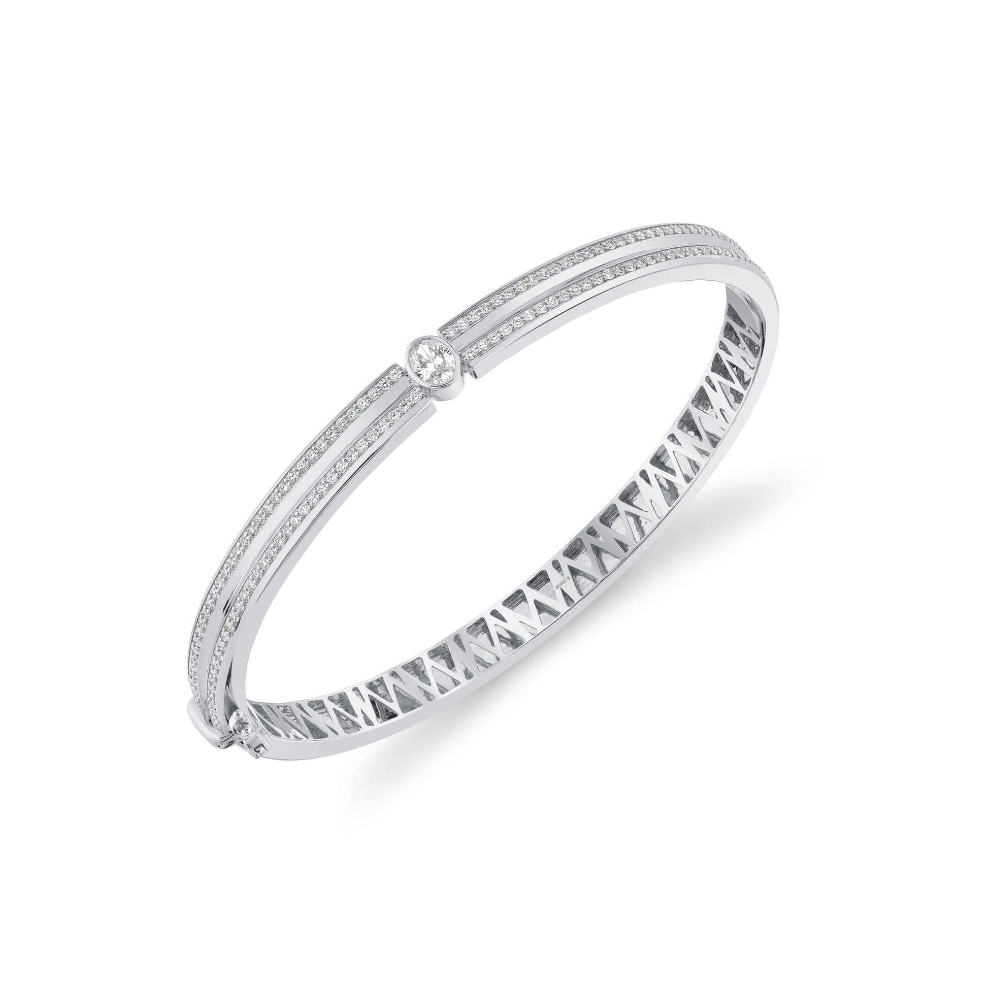 Orb Oval Split Pavé Bangle