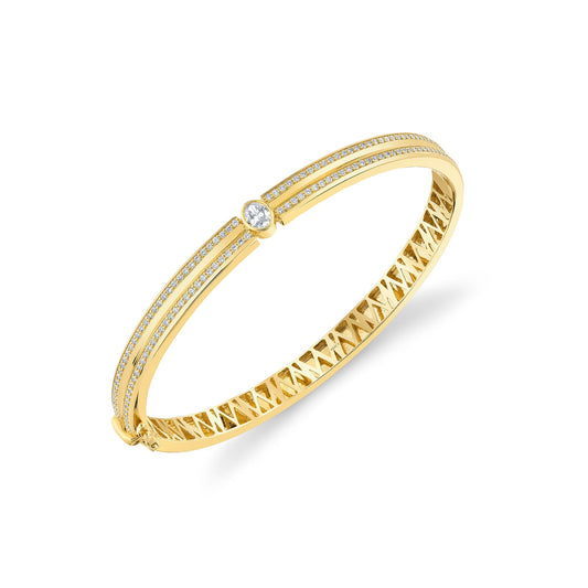 Orb Oval Split Pavé Bangle