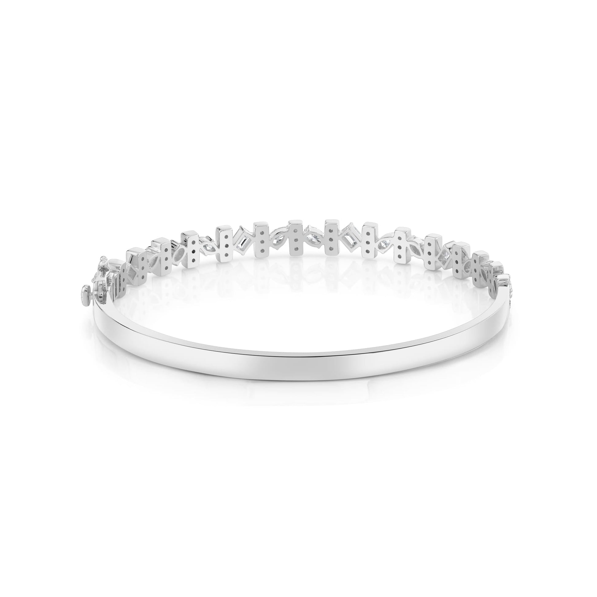 Montage Mixed-Cut Pavé Bar Bangle