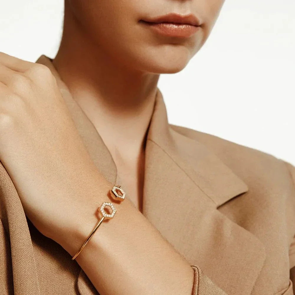 Hex Flex Cuff