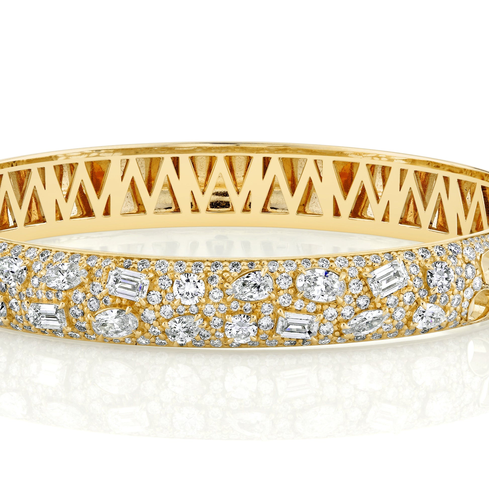 Montage Luxe Pavé Bangle Bracelet