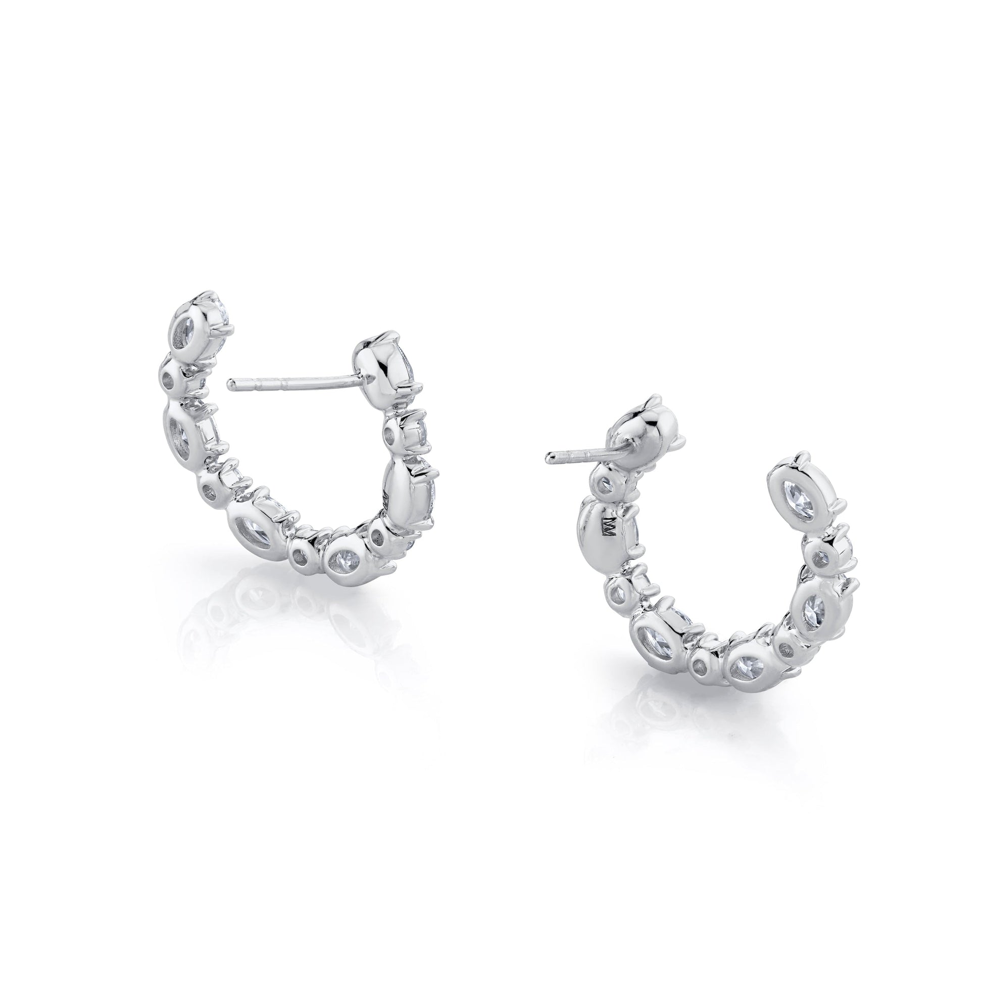 Montage Oval Front-to-Back Hoops