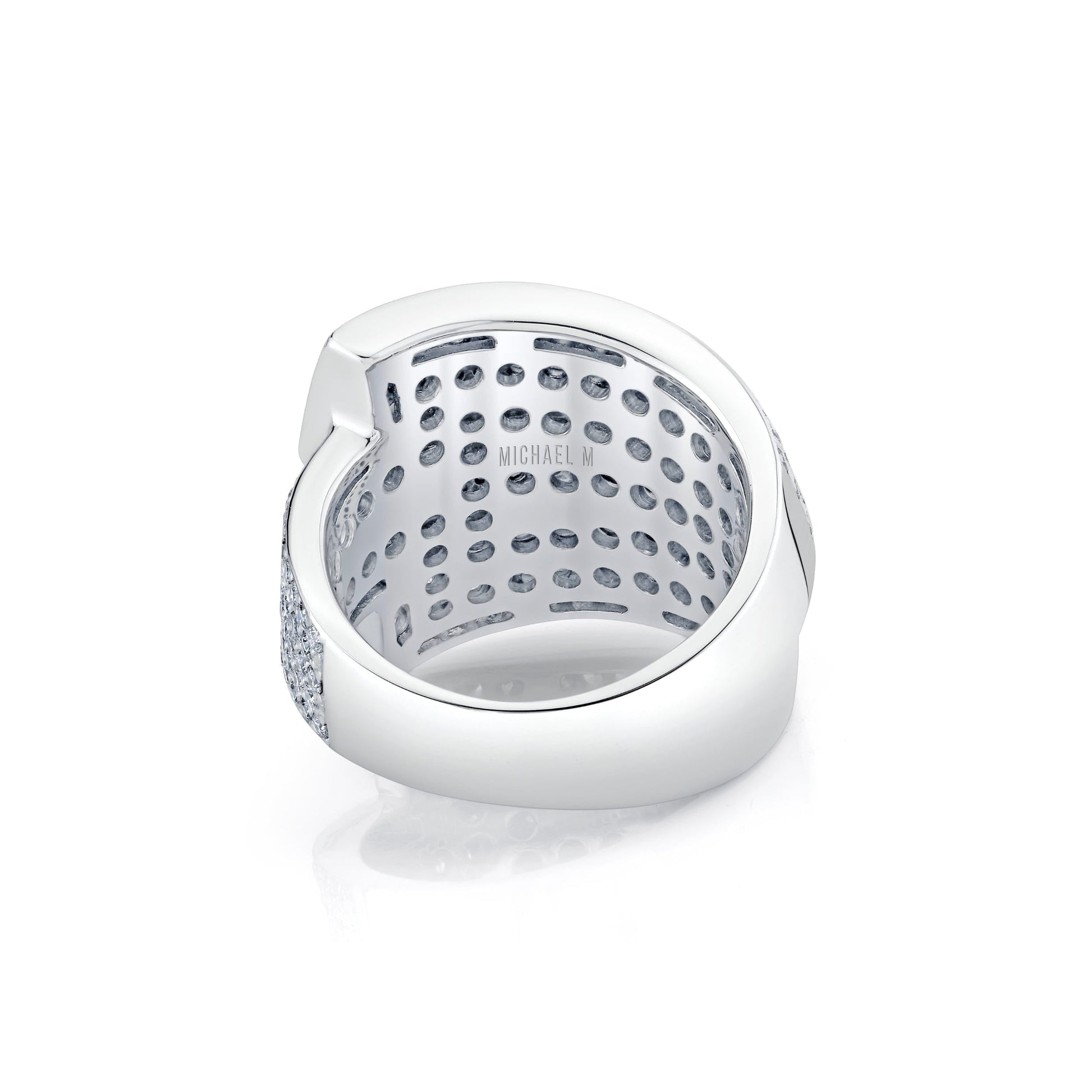 Europa Interlock Pavé Band