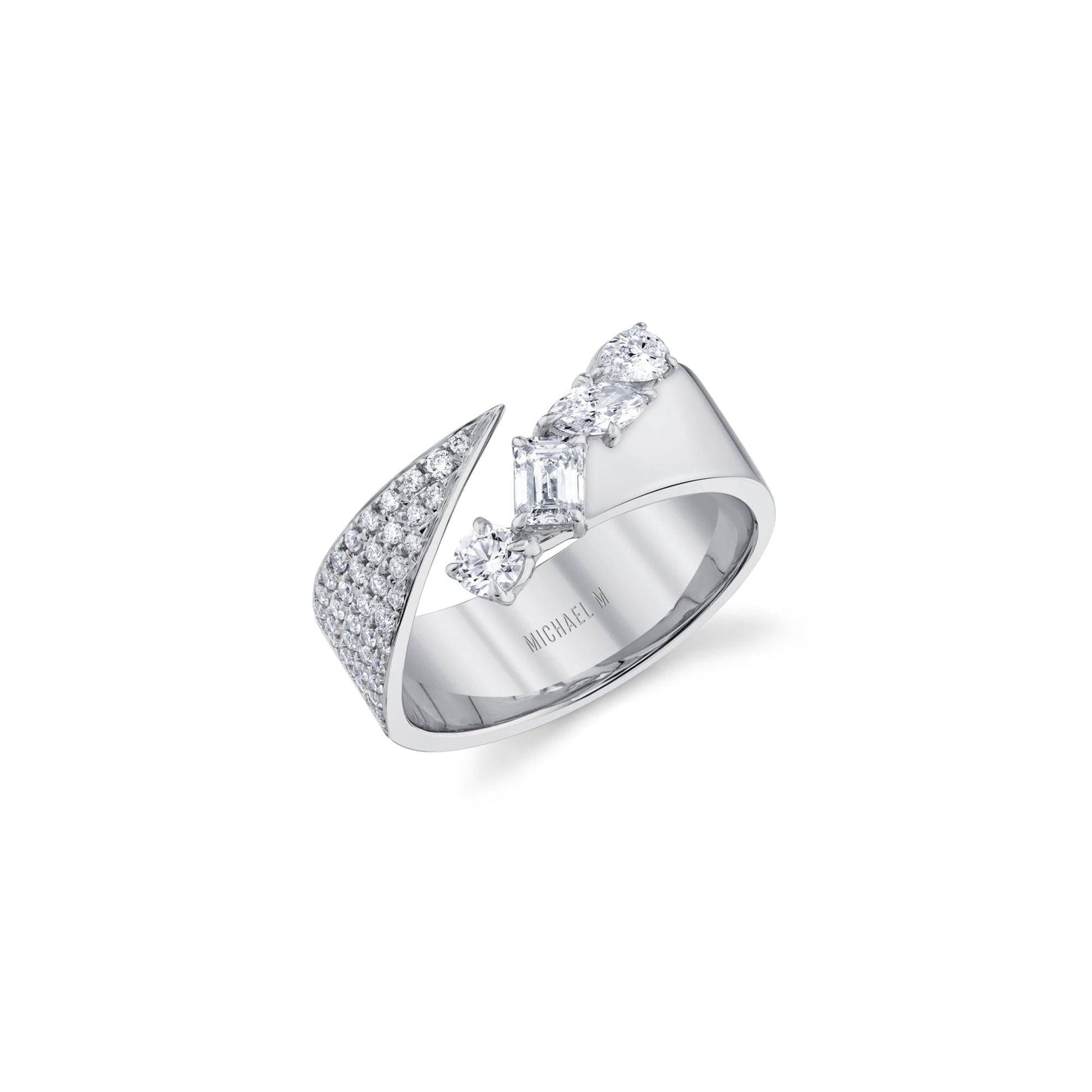 Montage Diamond Split Band With Pave