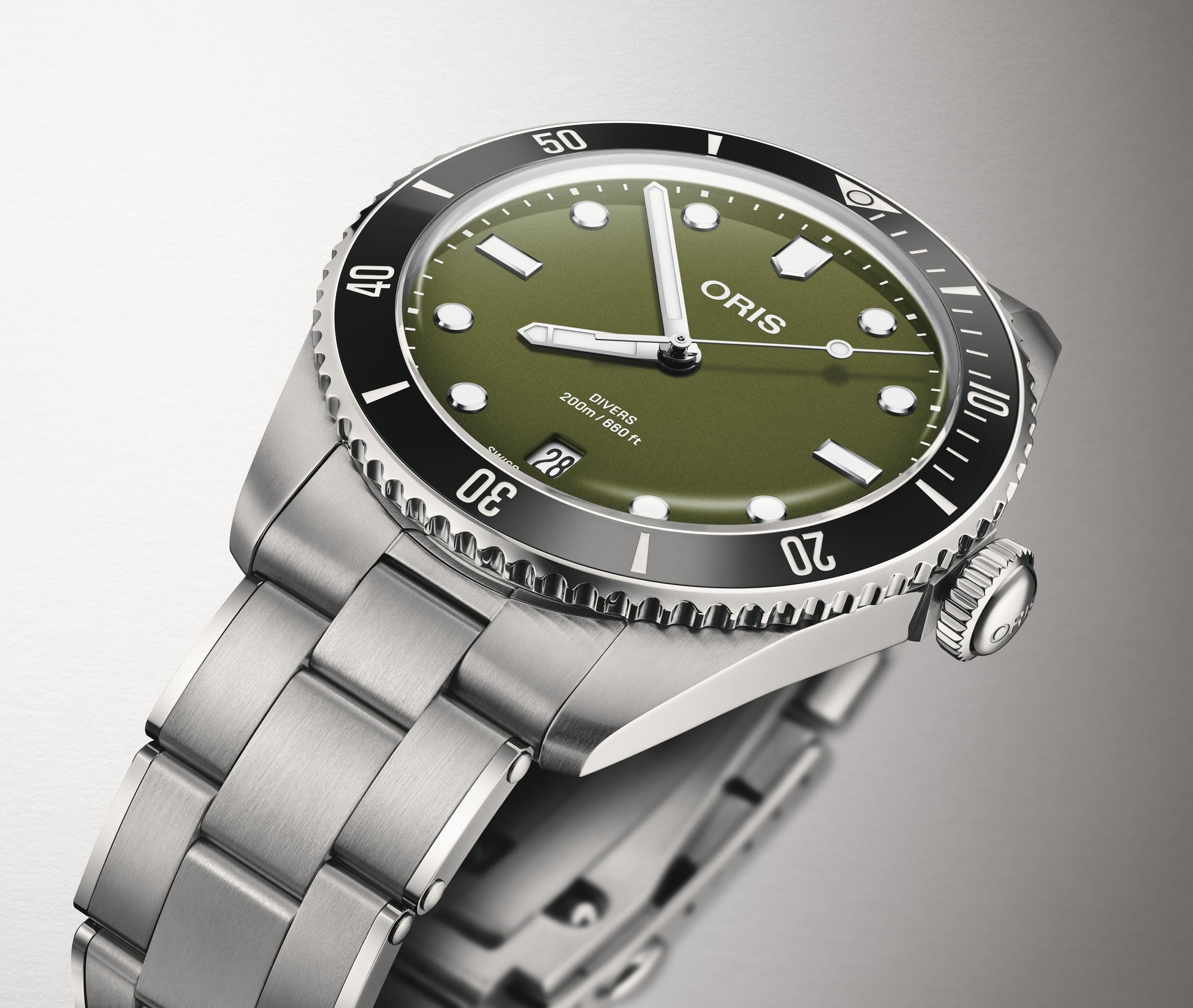 Oris Divers Date Automatic Watch 01 733 7795 4057-Set